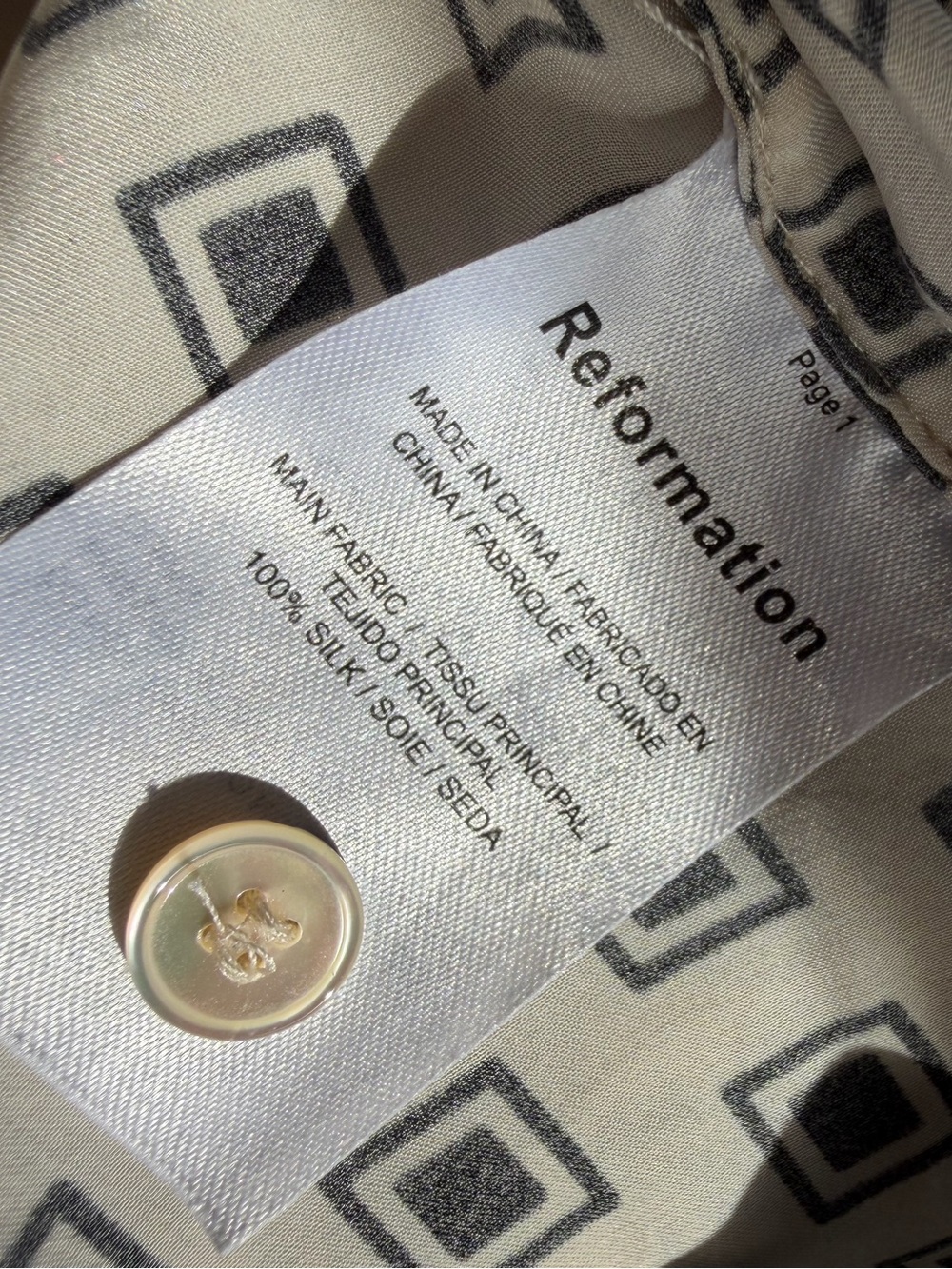 REFORMATION Sky Button down Silk blouse in Geometric Bernini pattern - Picture 11 of 16
